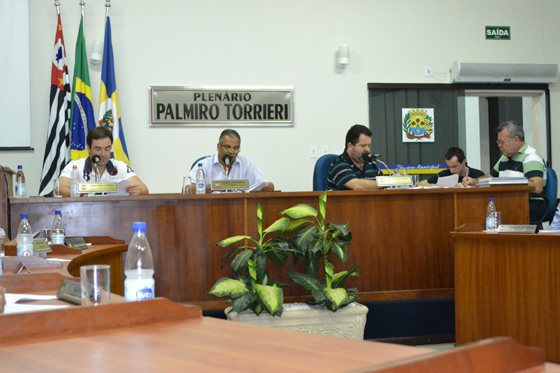 Mesa Diretora durante os trabalhos da sessão ordinária do dia 18 de agosto